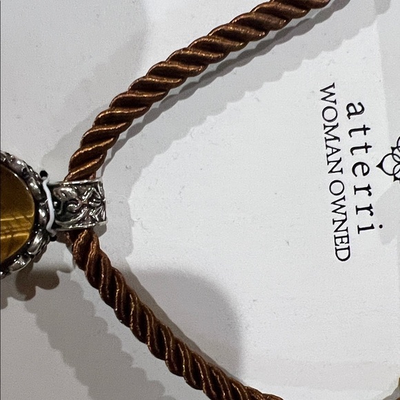 ATTERRI | Semi Precious Stone Statement Piece Necklace - Picture 10 of 10